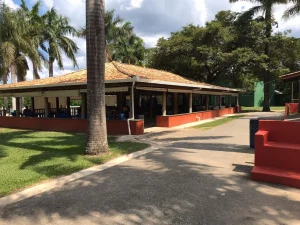 Pousada aconchegante pra você passar o dia ou se hospedar!